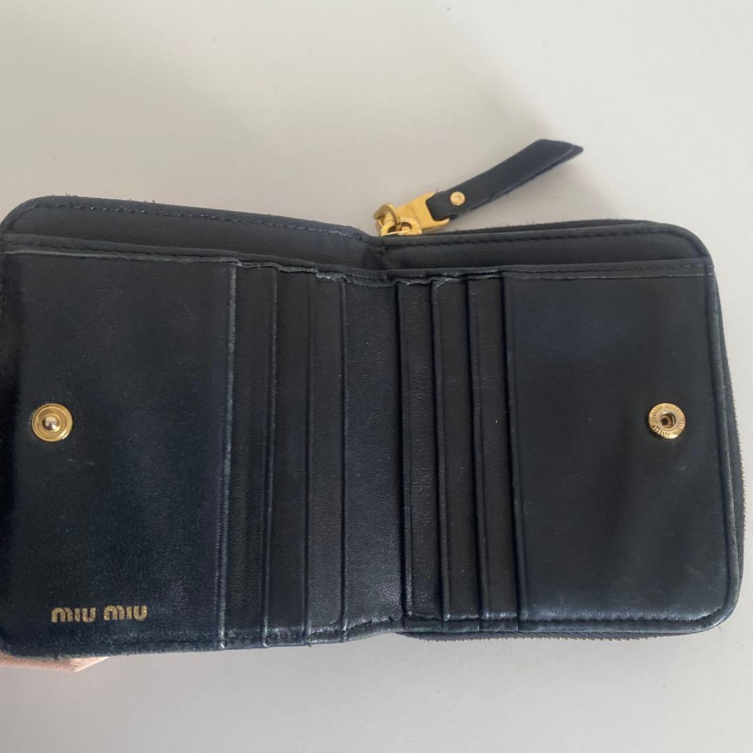 miumiu 財布