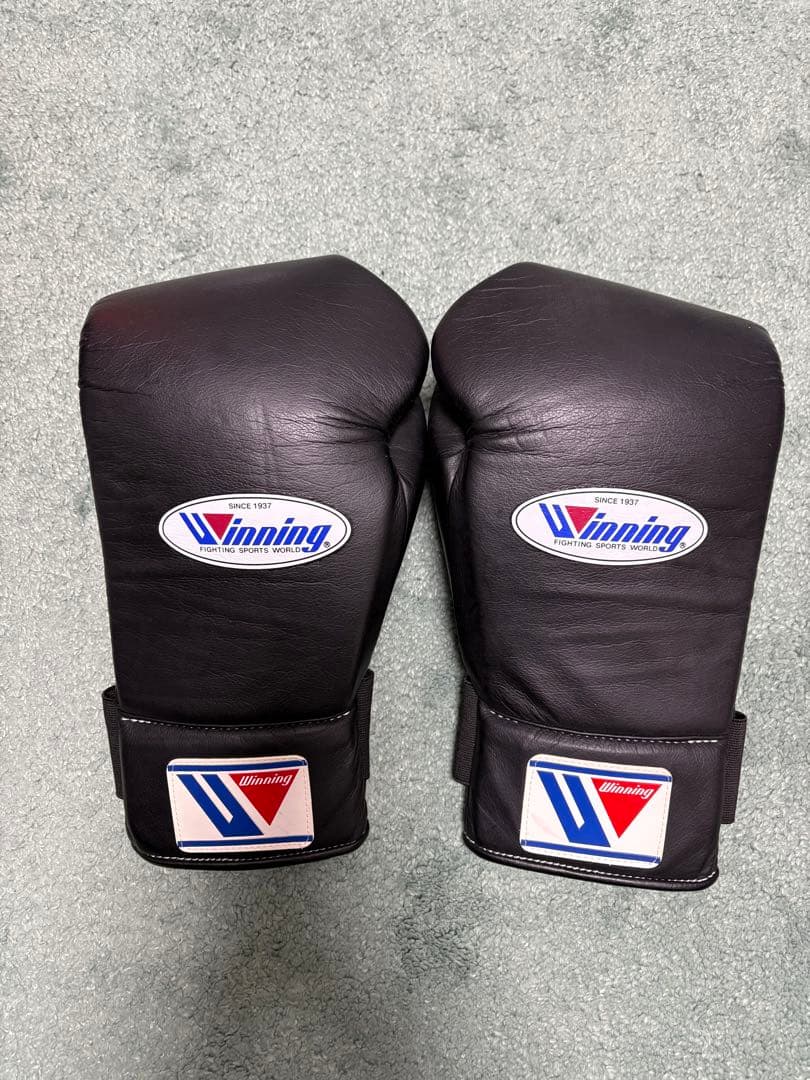 Winningボクシンググローブ練習用ブラック