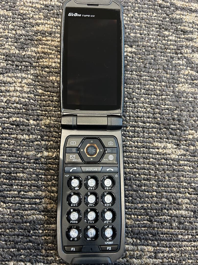 Gz One TYPE-XX 折りたたみ式携帯電話 本体