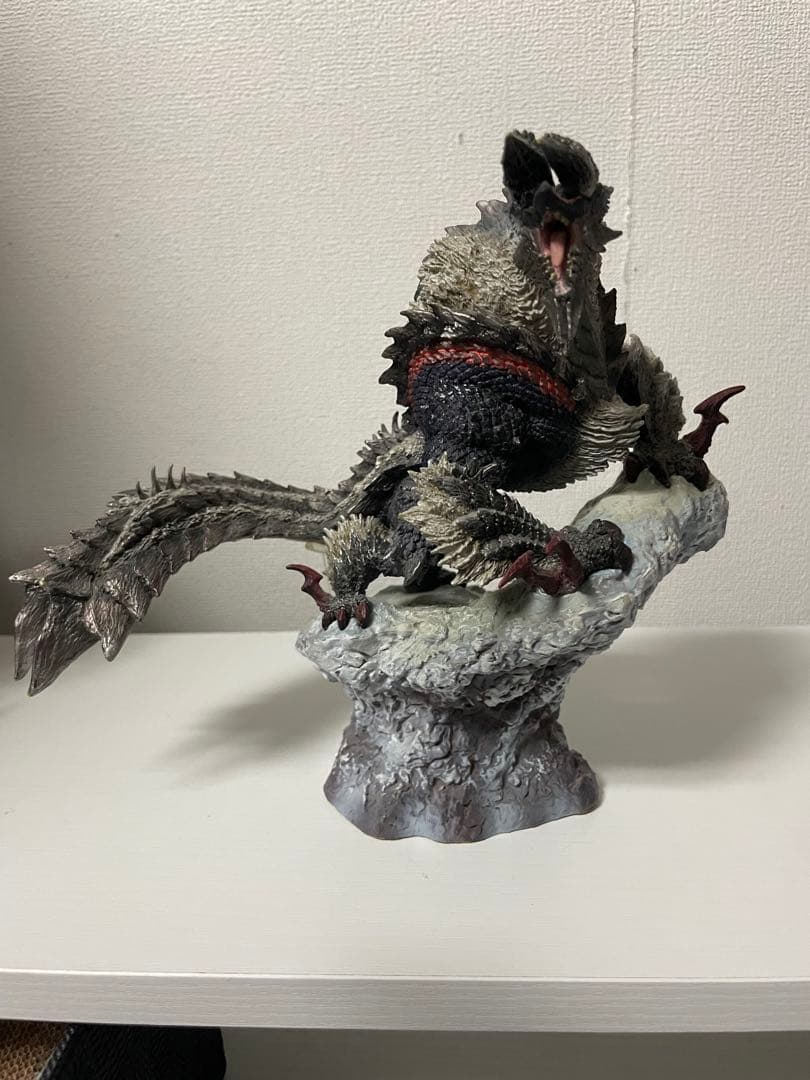 モンスターハンタークリエイターモデル ジンオウガ（亜種）のフィギュア