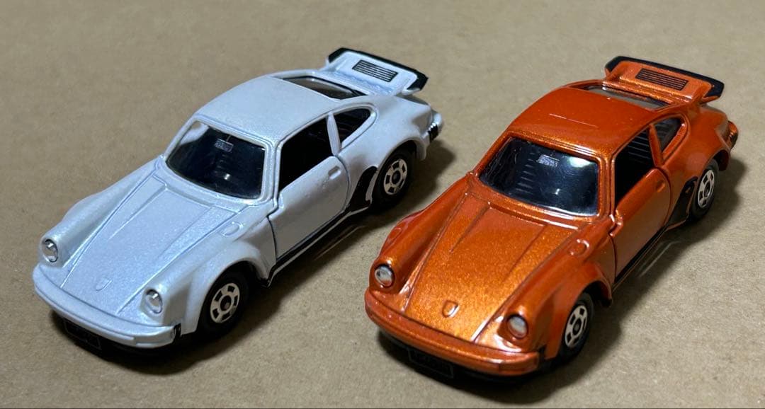 日本製 トミカ ポルシェ930ターボ 2台セット
