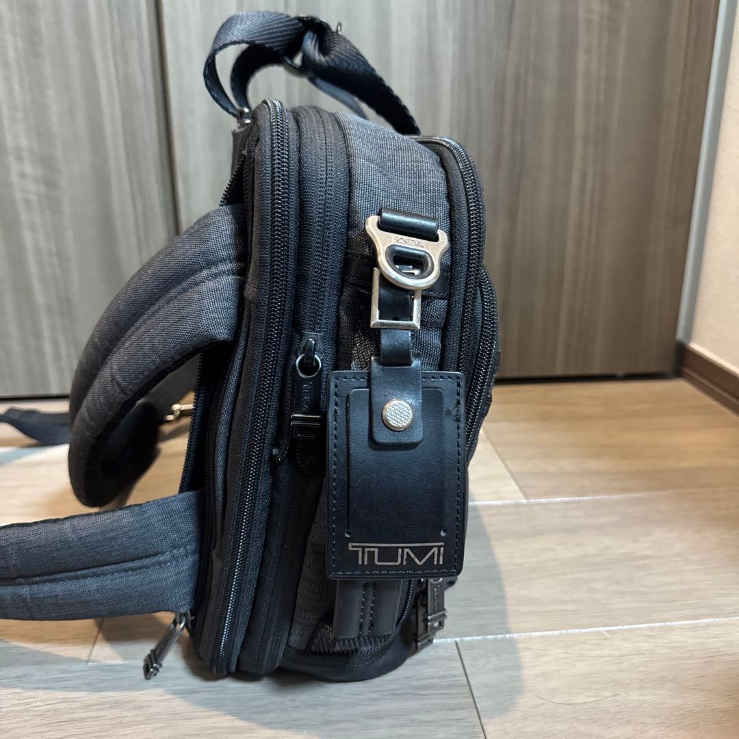 TUMI トゥミ　3way グレー