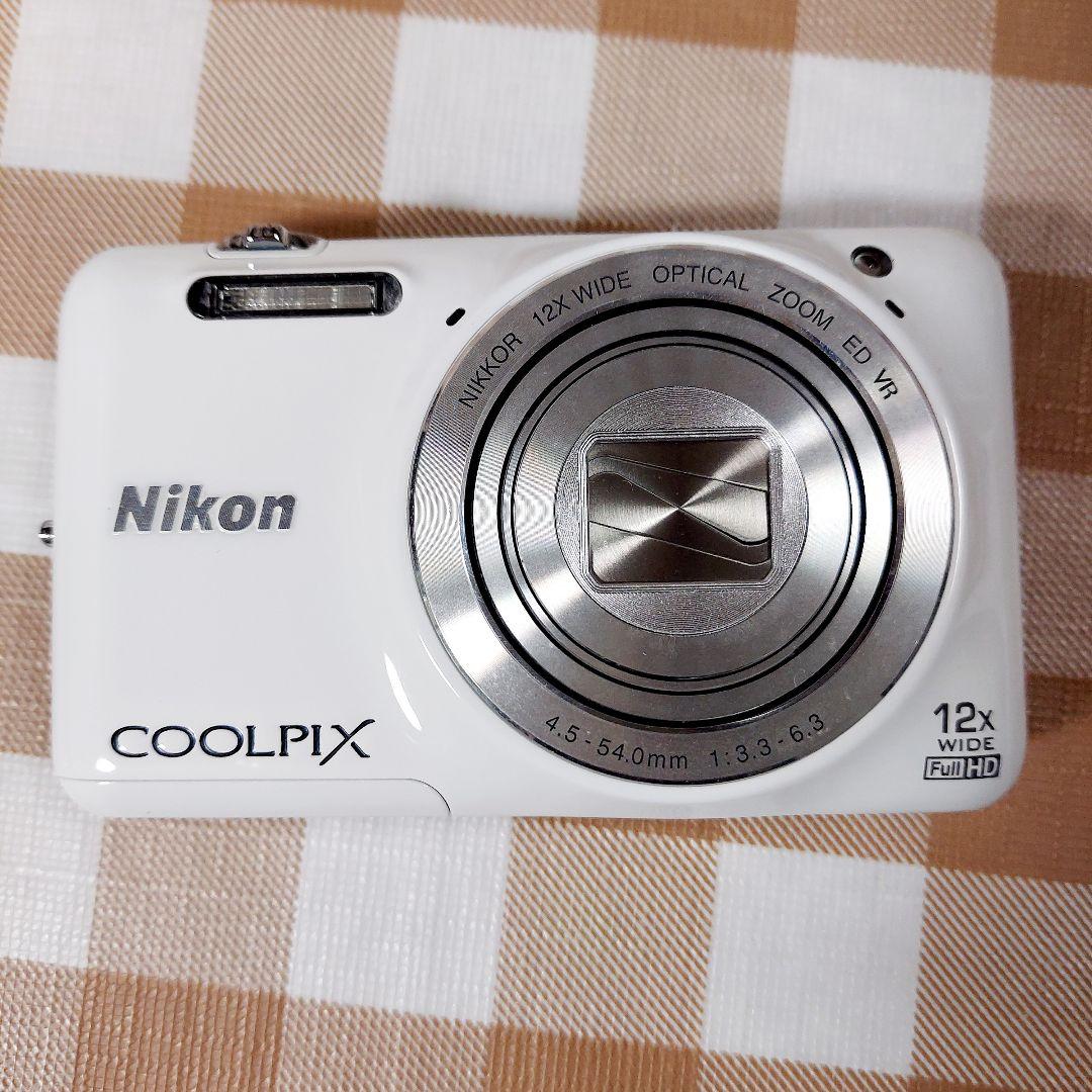 Nikon COOLPIX S6600　動作未確認　ジャンク　デジタルカメラ　白