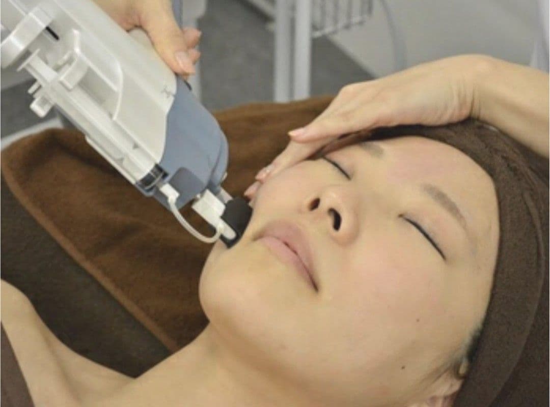 【本物】アクシージア☆GFチャージアドバンス☆美容液導入美肌艶肌水光注射エステ