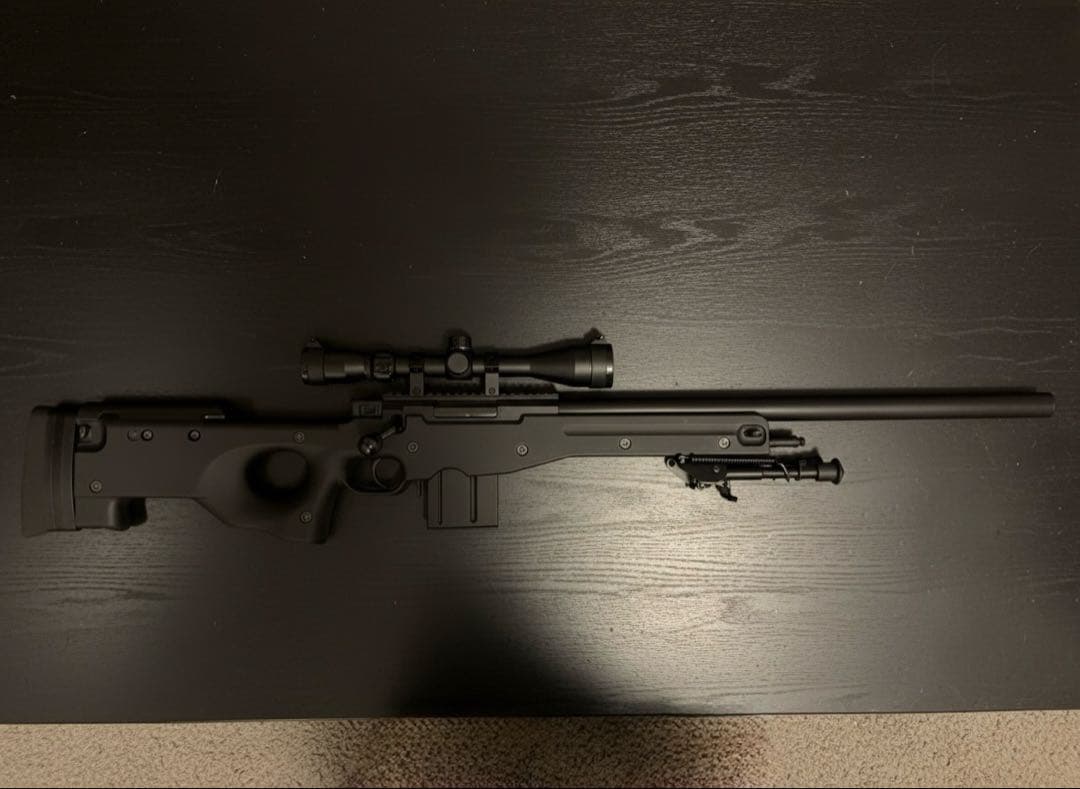 東京マルイ　L96 AWS ボルトアクションエアガン　スコープ、バイポッド付き