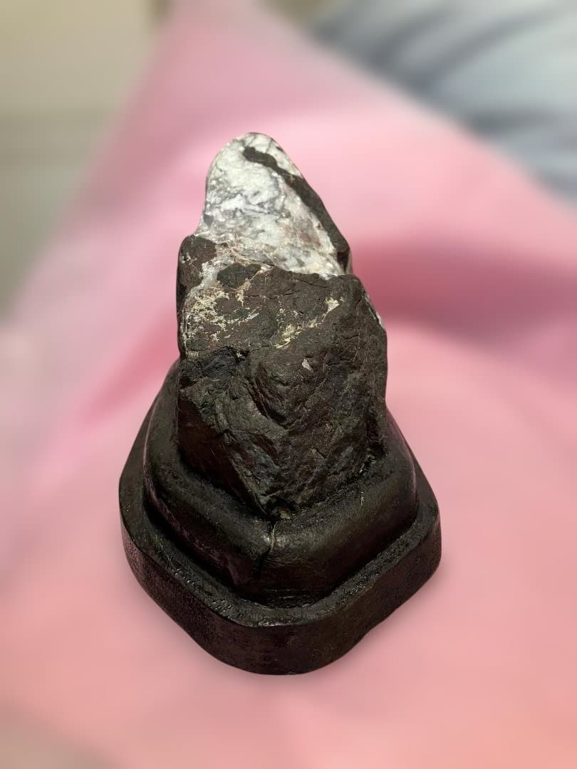 富士山 自然・鑑賞石 天然石 置物 木製台座付き【希少品】