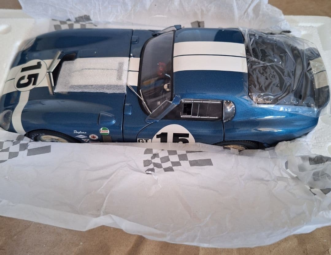 EXOTO エグゾト 1/18 COBRA コブラ デイトナ クーペ