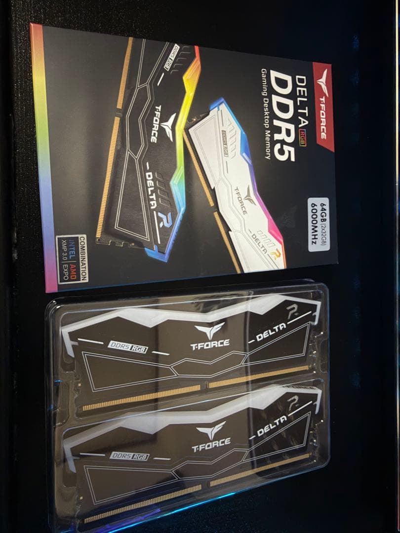 メモリ　T-FORCE DELTA RGB DDR5 32GB