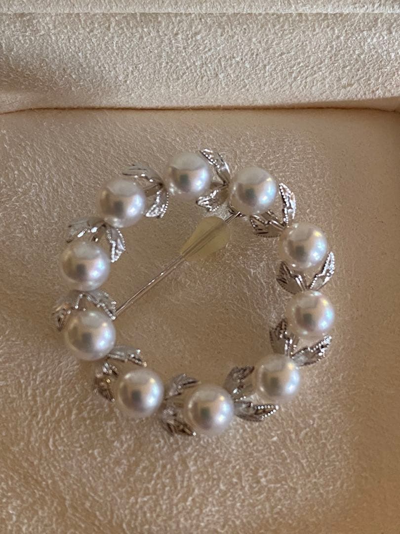 ミキモト　ブローチ　葉彫り　入学式　卒業式　結婚式