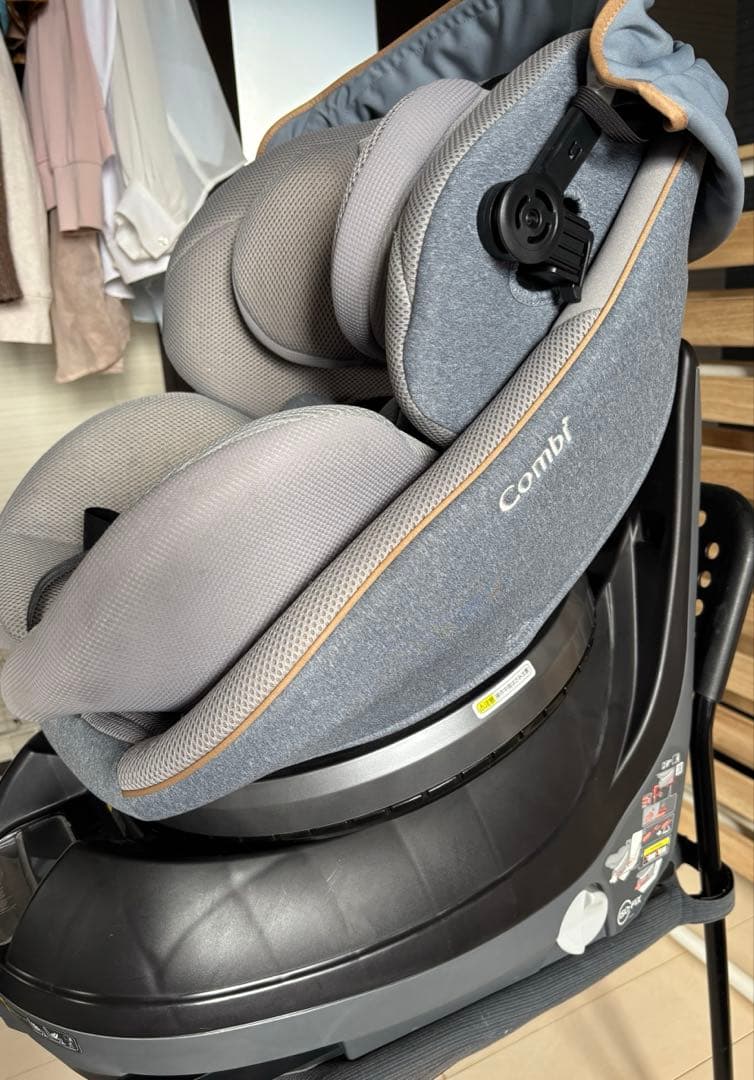 値下げcombiコンビ クルムーヴスマートISOFIXエッグクッション限定モデル