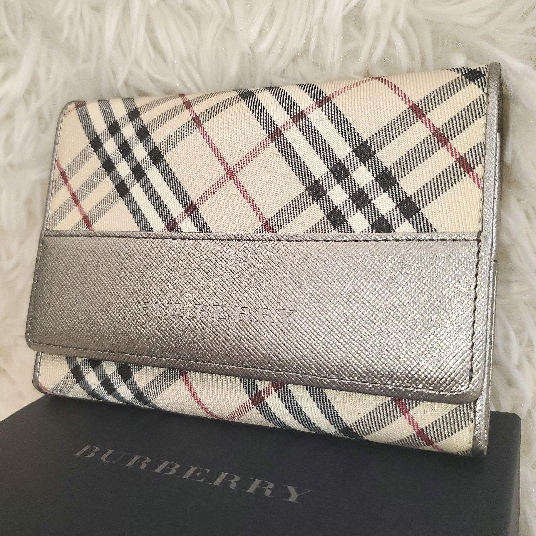 ⭐極美品⭐BURBERRY ノバチェック 二つ折り財布 シルバー