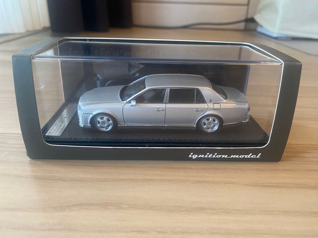 ignition model センチュリー　スケール:1/43