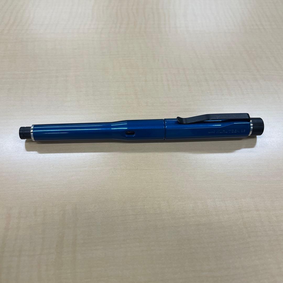 クルトガダイブ グランブルー (初代)