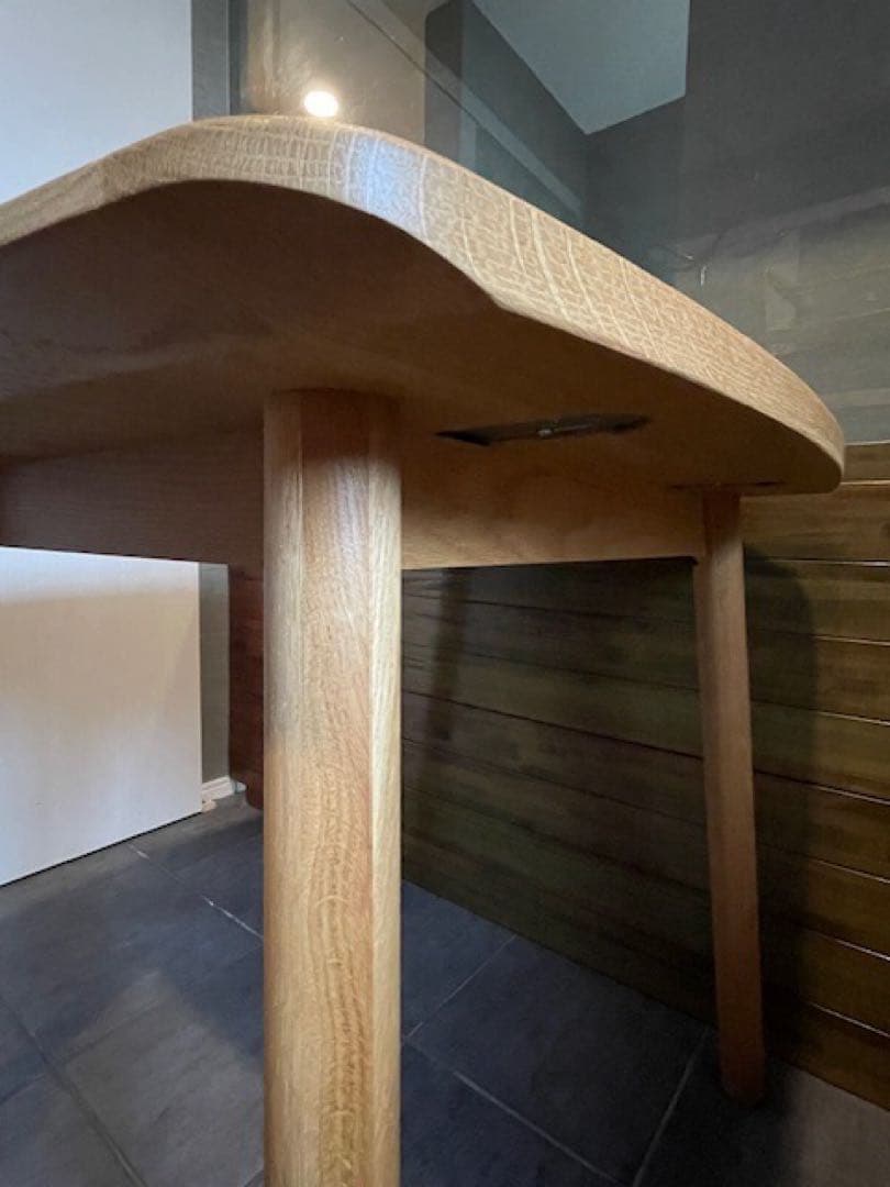 ウニコ　ソルク　テーブル