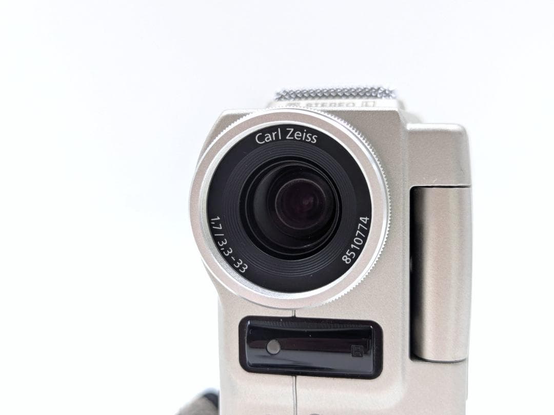 miniDVのダビングに！ SONY ビデオカメラ DCR-PC1 03