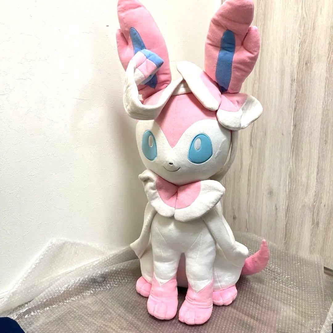 ニンフィア　等身大　ぬいぐるみ　ポケモンセンター