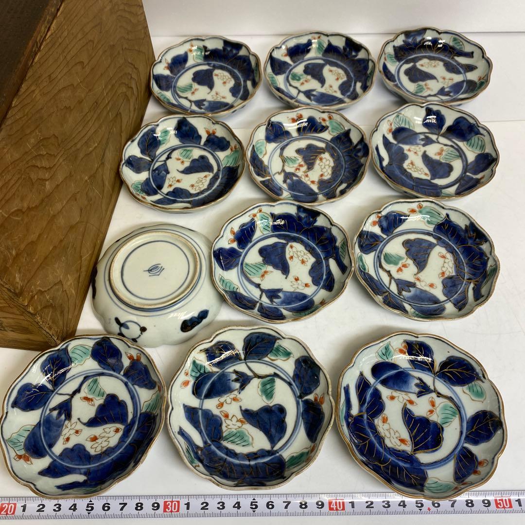 染付　花文皿　直径10.6㎝　12枚　木箱付　タカサ　東さ7-0928③