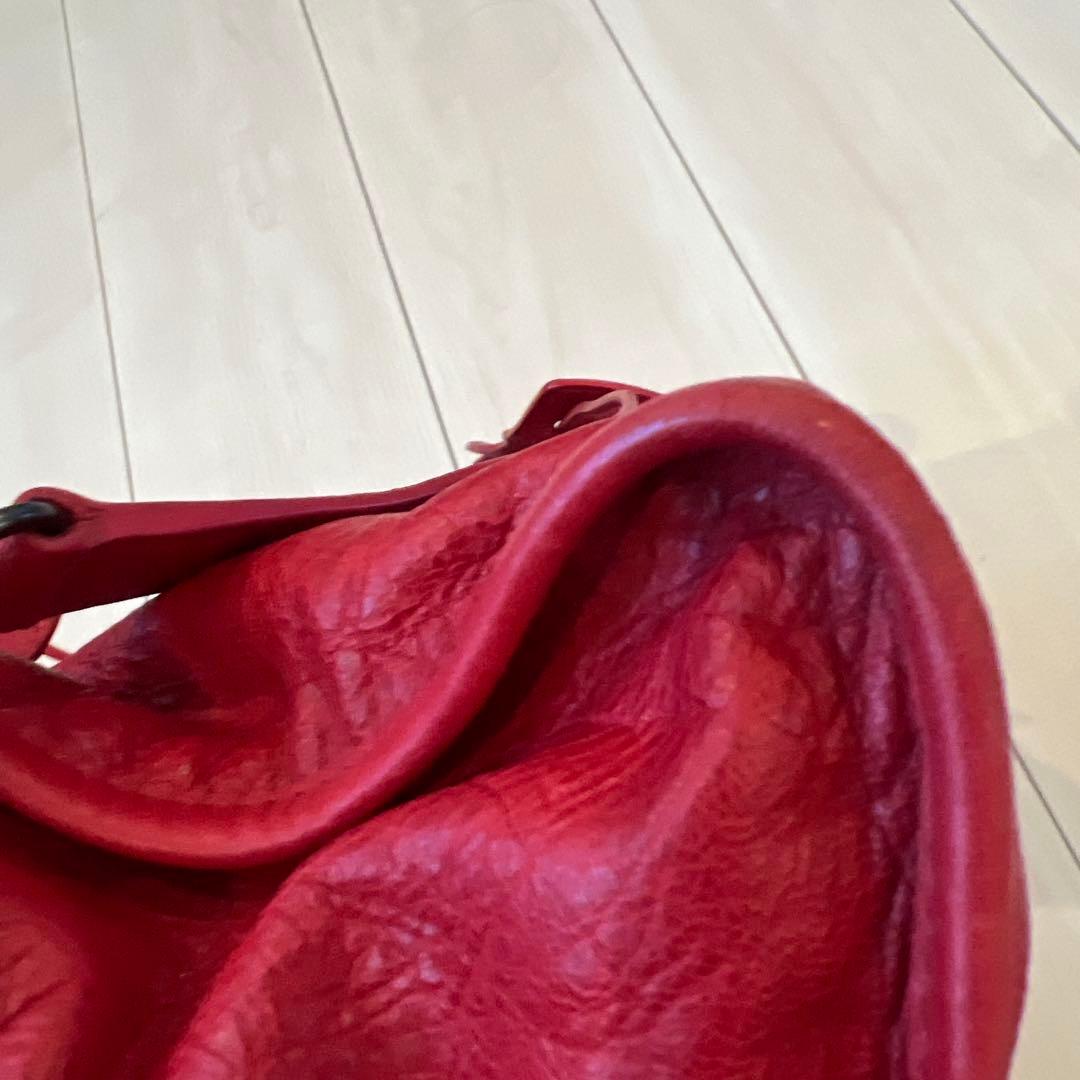 バレンシアガ　レザーショルダーバッグ レッド フリンジ付き