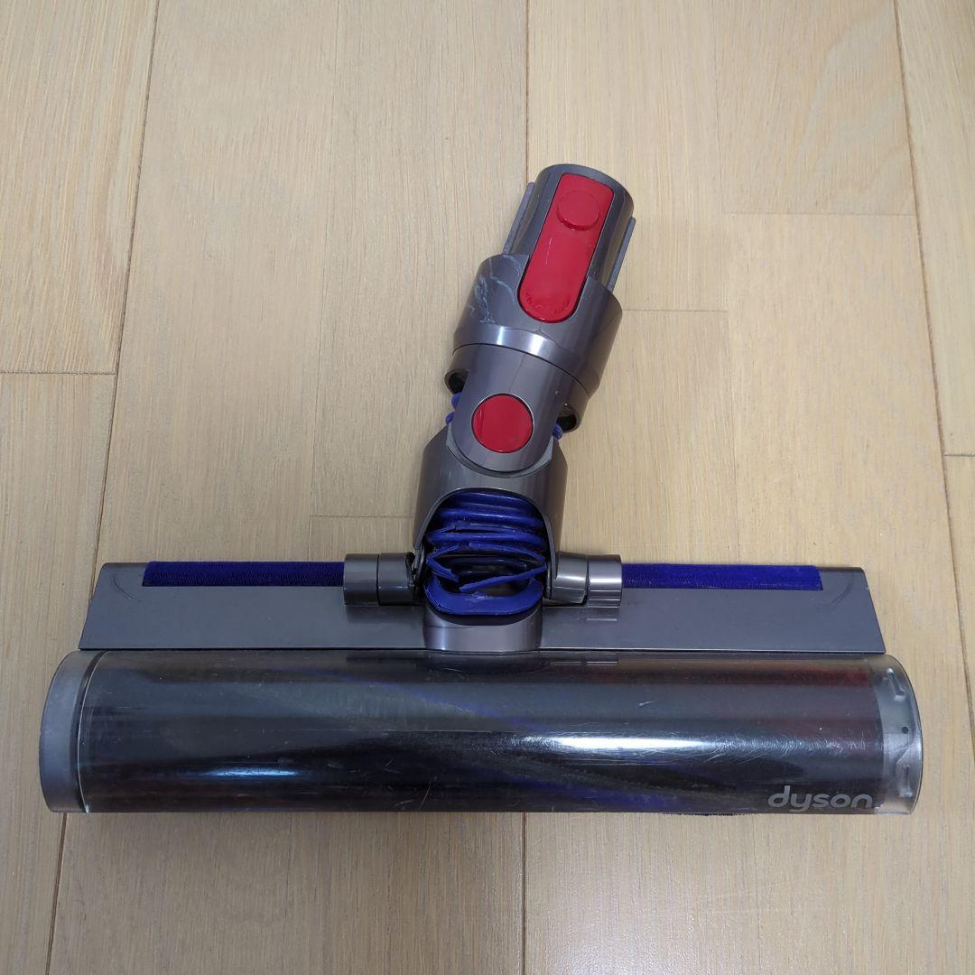 Dyson V8 slim fluffy+　掃除機 各種アタッチメント付き