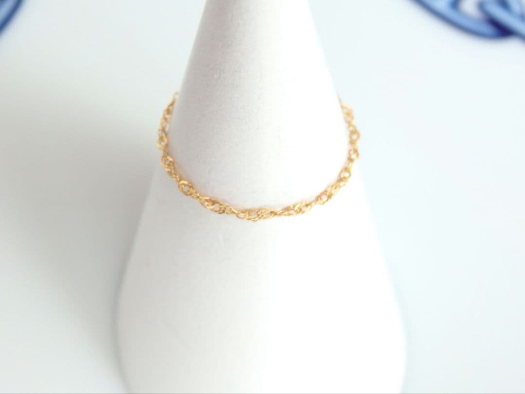 ハナ　k18リング　チェーンリング　スクリューチェーン　約1㎜幅