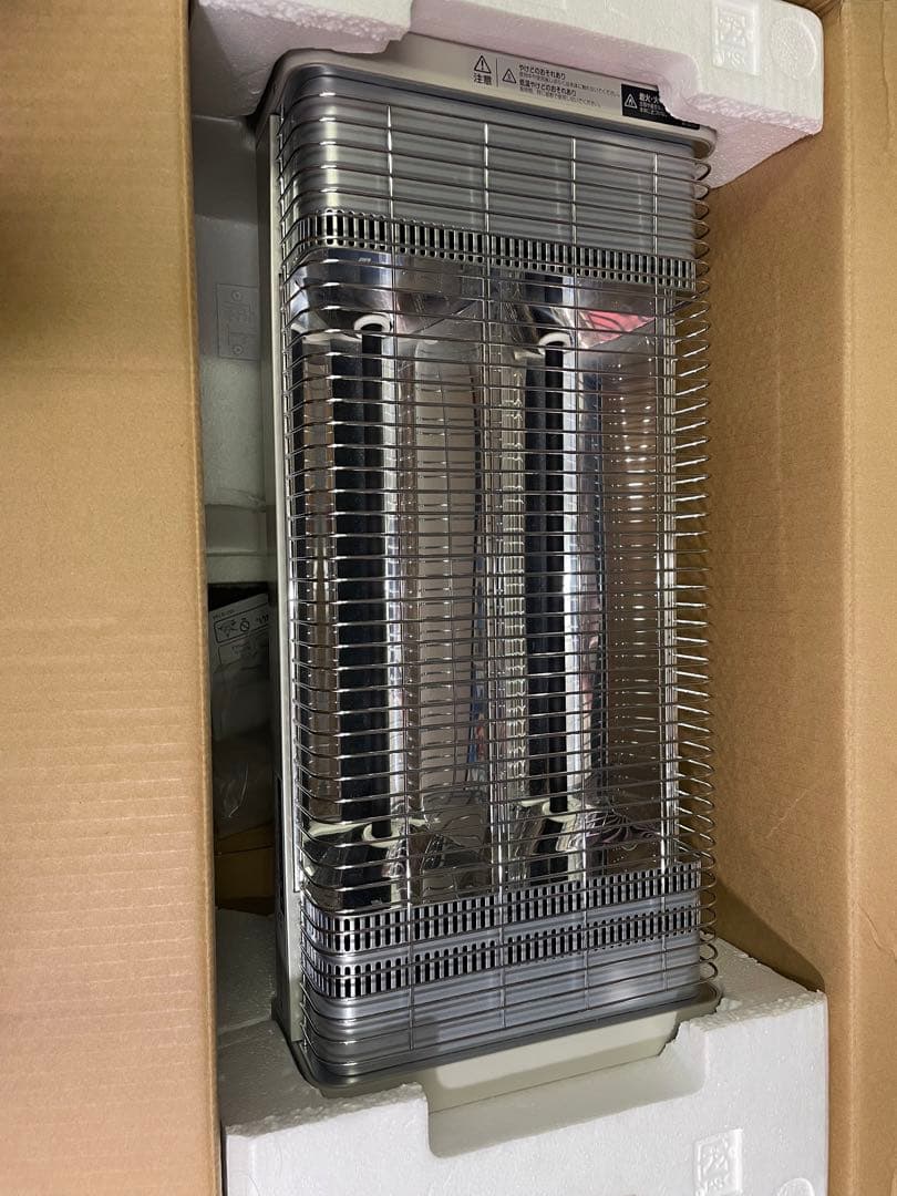 DAIKIN】ダイキン セラムヒート　シーズヒーター　2021年製