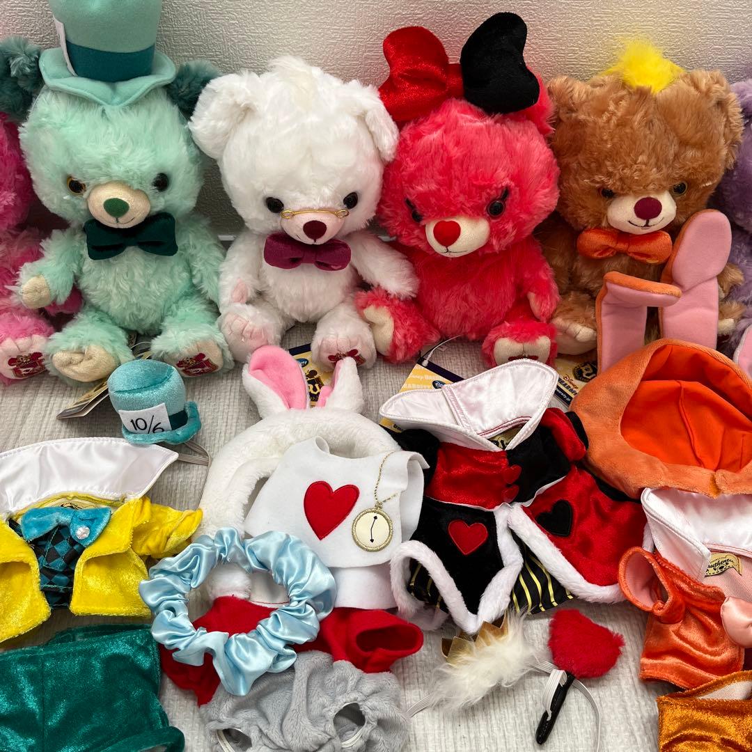 ユニベアシティ　不思議の国のアリス　コスチューム付き　全部セット　　新品タグ付き