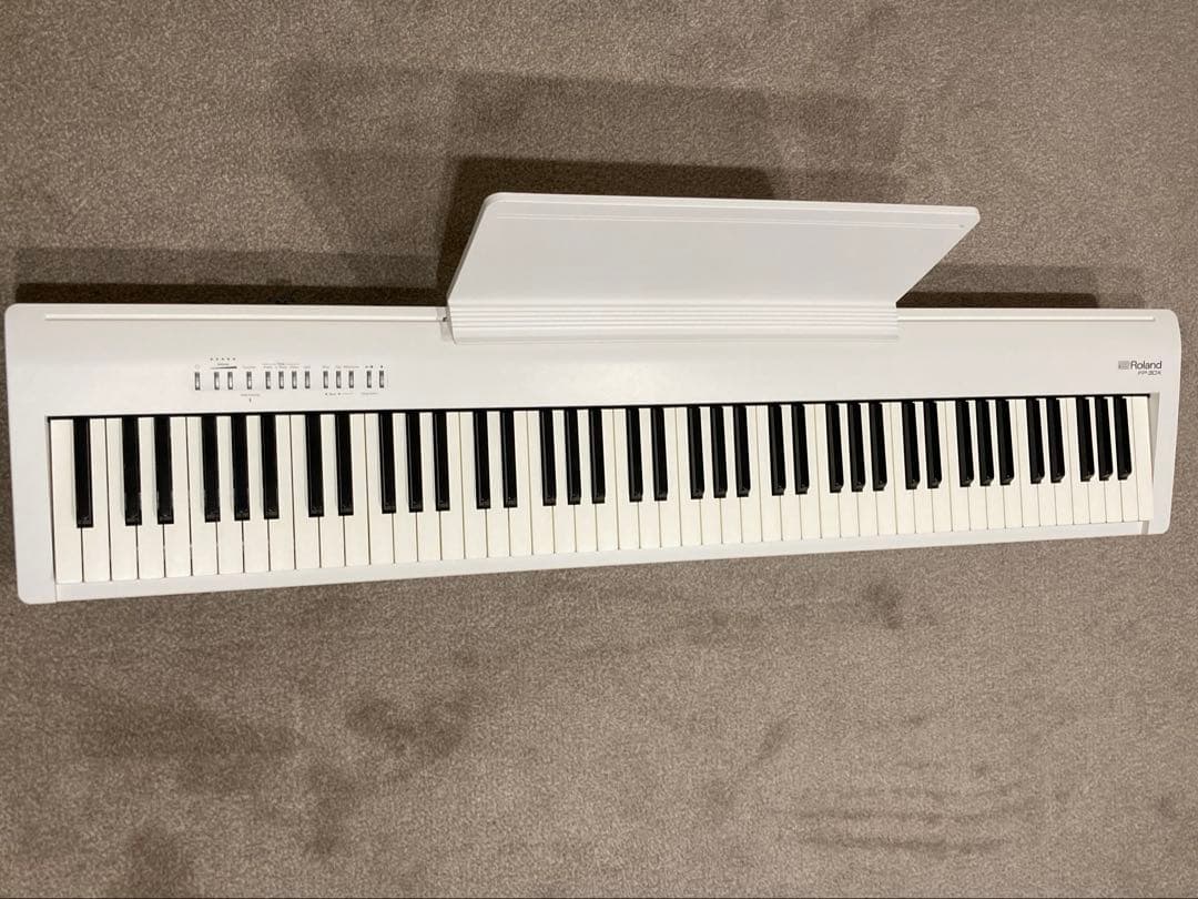 Roland FP-30X WH スピーカー内蔵ポータブルピアノ（ペダル付き）