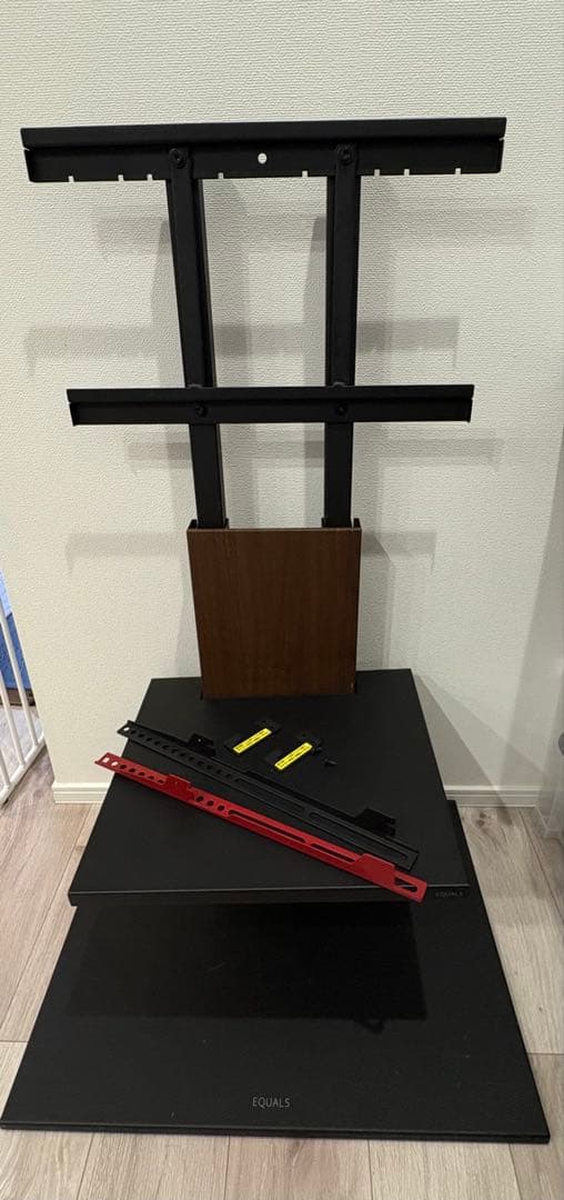 EQUALS WALL 壁寄せテレビスタンド 小台付き