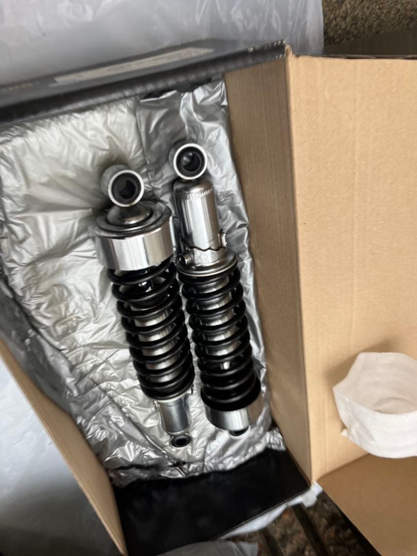 鉄人２９号さん専用 SR400ファイナルエディション　リアサスペンション美品