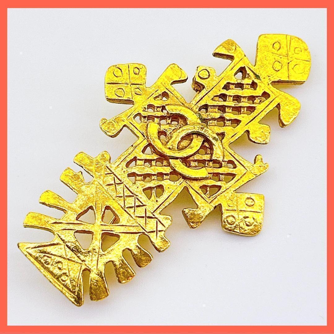 【鑑定済み！】シャネル ブローチ ヴィンテージ 94P ゴールド ココマーク