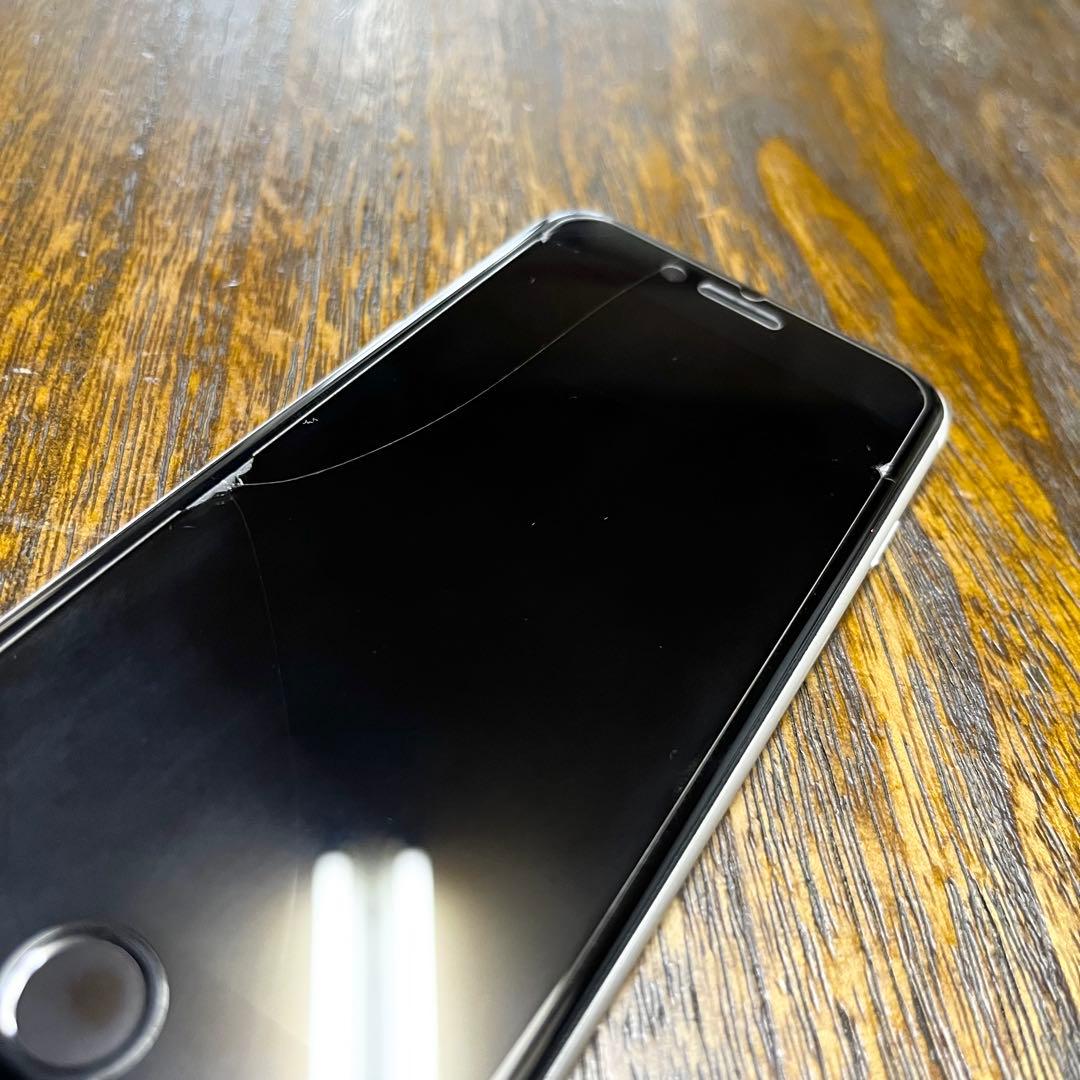 【上美品☆】iPhoneSE 第2世代 本体 white 64GB SIMフリー