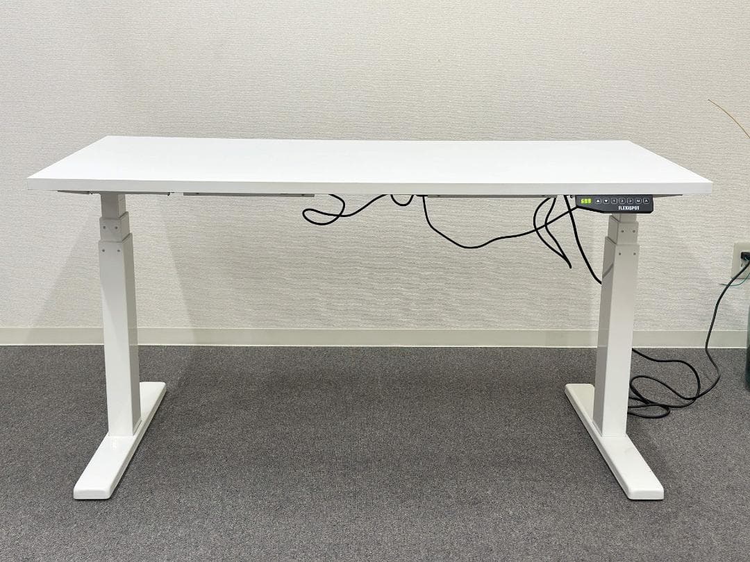FLEXISPOT■電動式昇降デスク　幅140cm　高さ調節　パソコン　ホワイト
