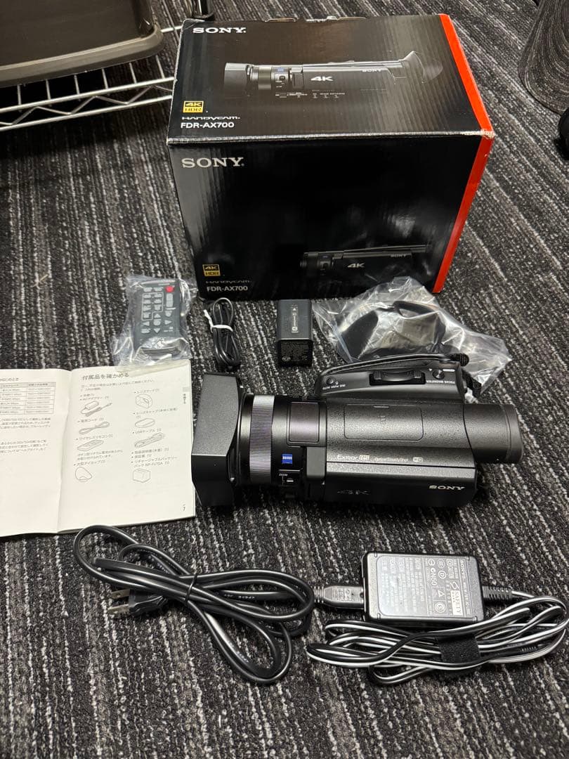 SONY ハンディカム4K　FDR-AX700