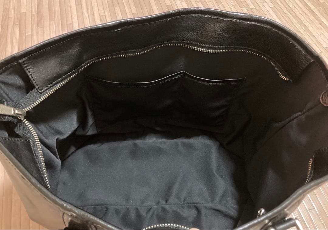 SEEKER 黒レザー トートバッグ