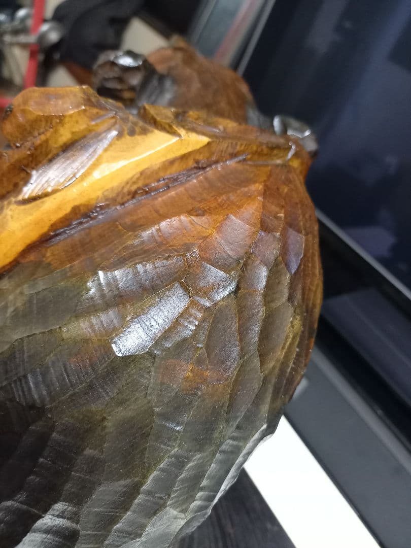 北海道　農民　民芸　大型　木彫り　硝子目　鮭背負い熊　台座　付属