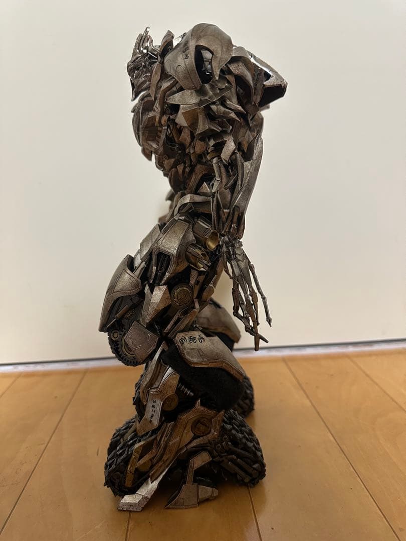 threezero dlx メガトロン　トランスフォーマー