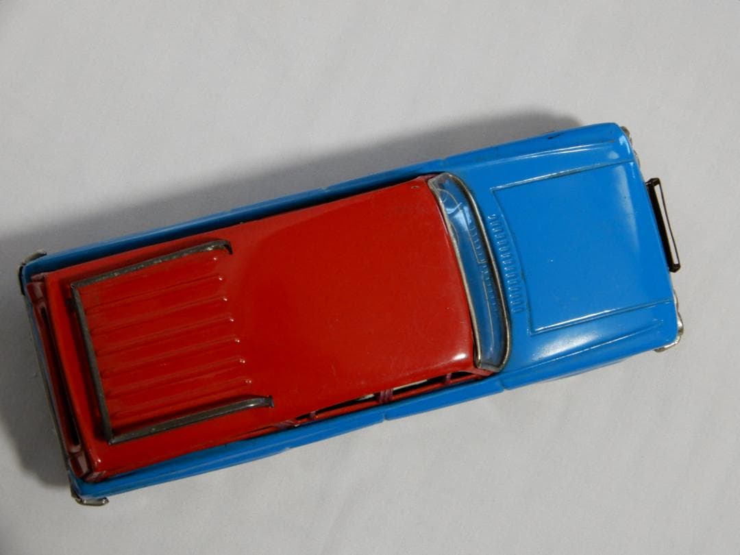 昭和レトロ　RAMBLER　ステーションワゴン　ブリキのおもちゃ　日本製　当時物