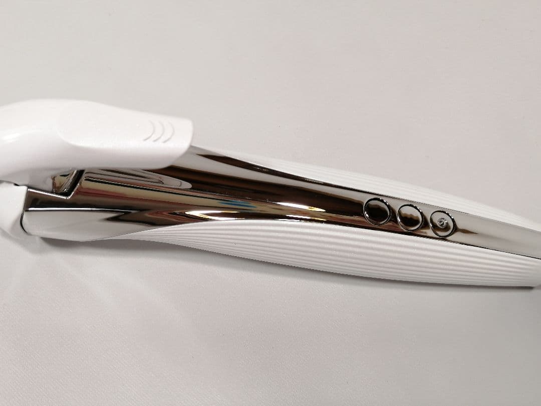 2022年製 リファ ビューテック カールアイロン コテ