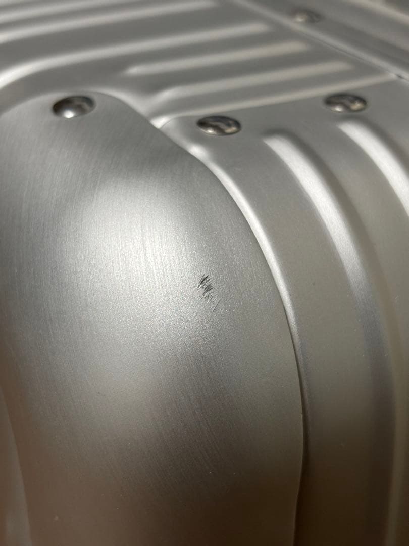 メルセデス　シルバーキャリーケース