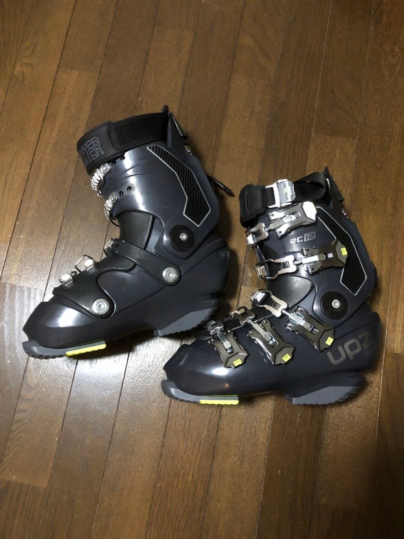 UPZ RC12 スノーボードブーツ ブラックソール長279/299