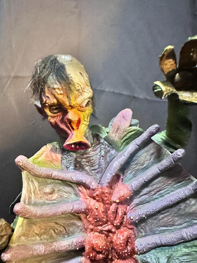 モンスター・マニアックス 悪魔の植物人間 1/6スタチュー