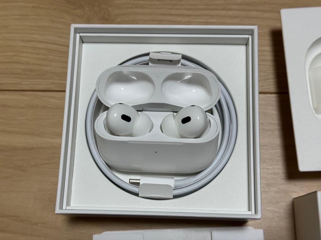 e*a様 AirPods Pro 2nd Lightning