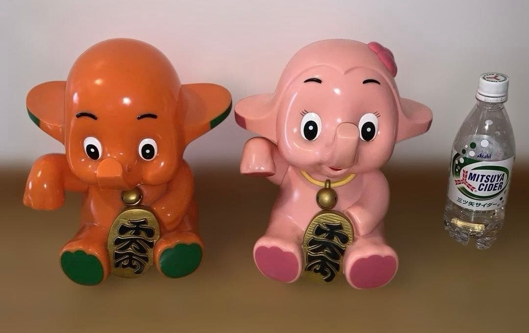 早い者勝ち！まねきサトちゃん サトコちゃん バンク 2体セット 貯金箱