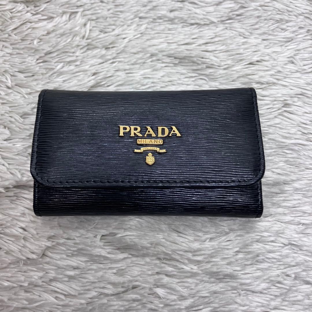 箱付き極美品✨ PRADA 6連キーケース ヴィッテロムーブ メタルロゴ
