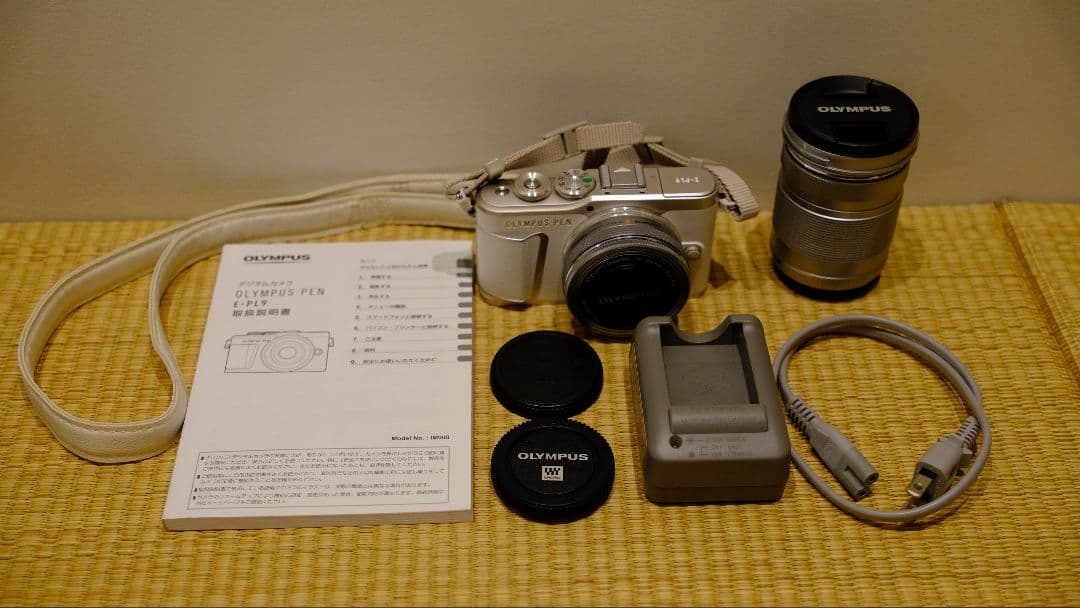 OLYMPUS PEN E-PL9　ダブルズームキット