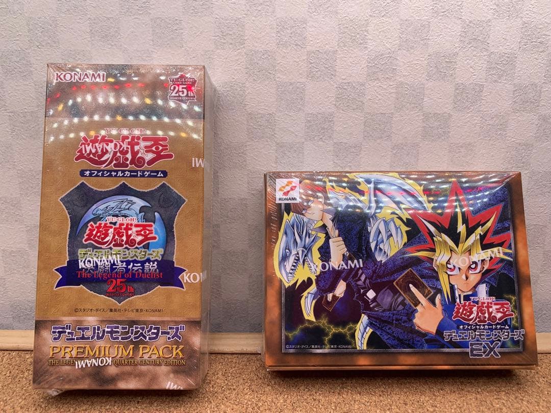 遊戯王　決闘者伝説25th未開封1BOX 復刻EXデッキ1箱　セット売り