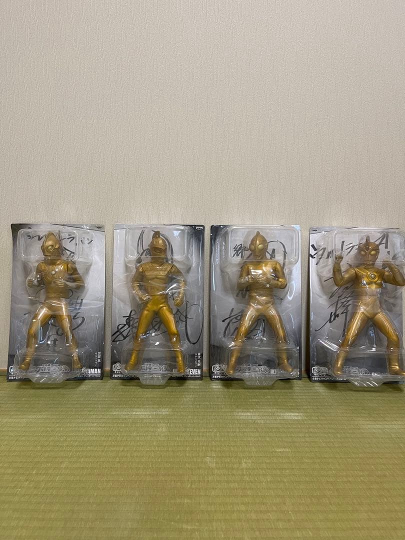 【非売品】大決戦!超ウルトラ8兄弟 4体セット