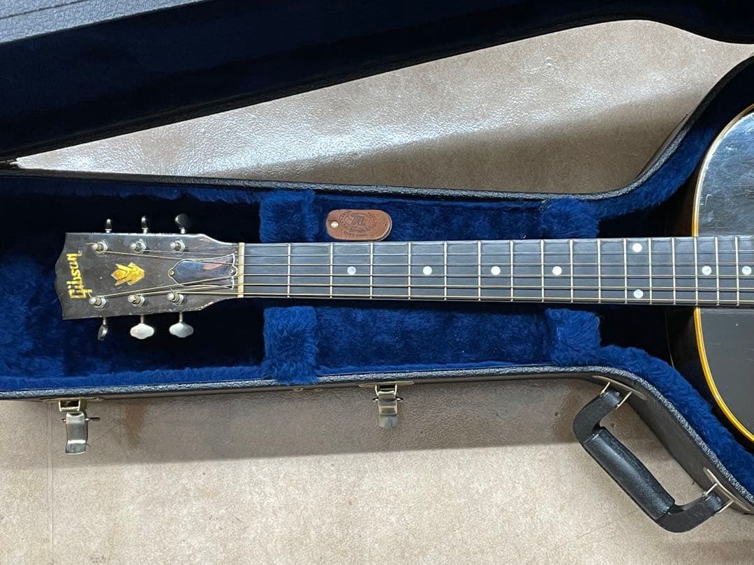 USA製 GIBSON J-45 エレアコ　ギター 専用ケース付 送料無料！美品