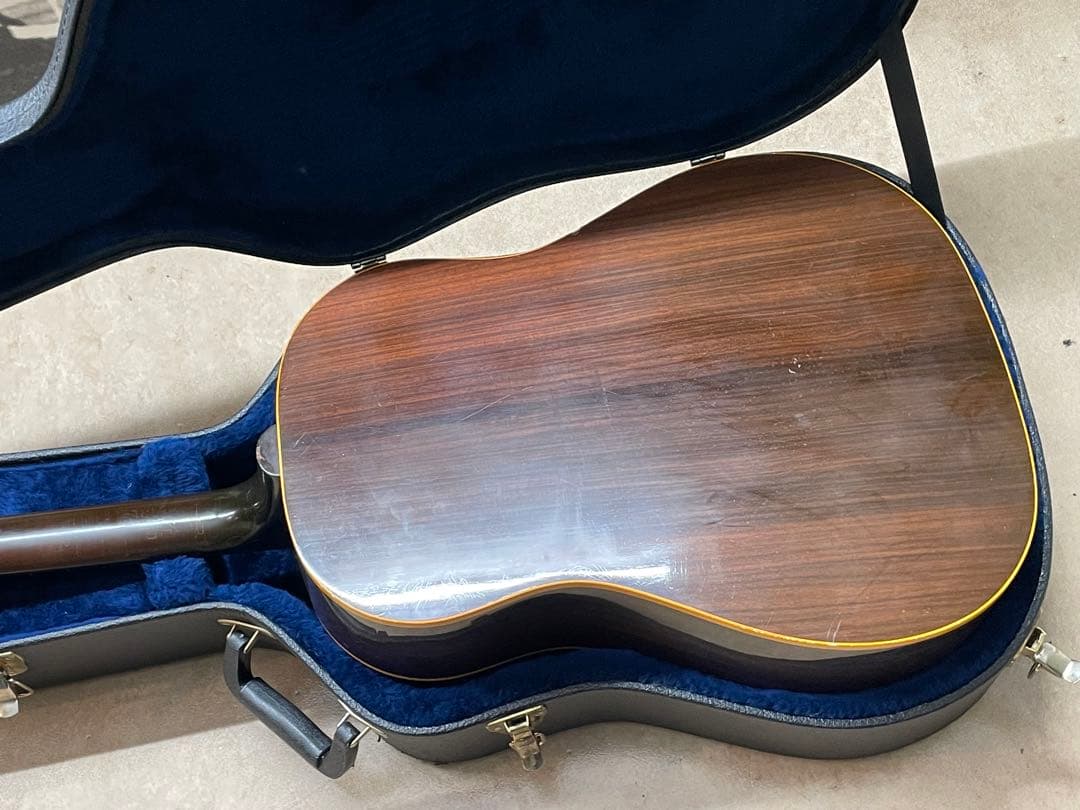 USA製 GIBSON J-45 エレアコ　ギター 専用ケース付 送料無料！美品