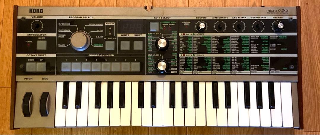 KORG microKORG シンセサイザー　キーボード